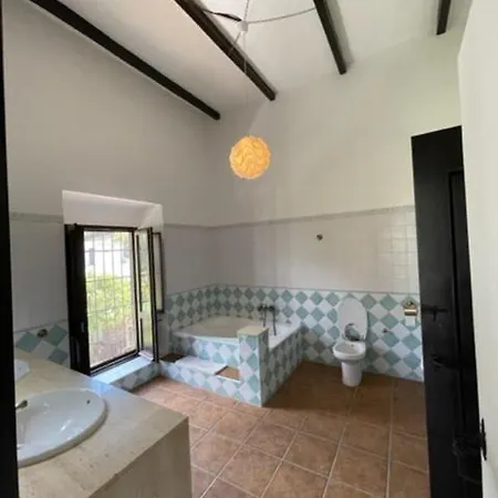 Cortijo Andaluz Doña Adela
